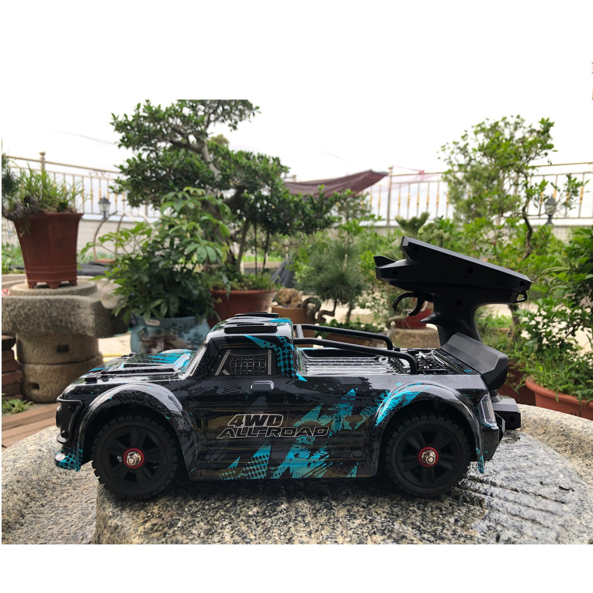 MJX Hyper Go 14301 1/14 Brushless RC 4WD High Speed Drift Car